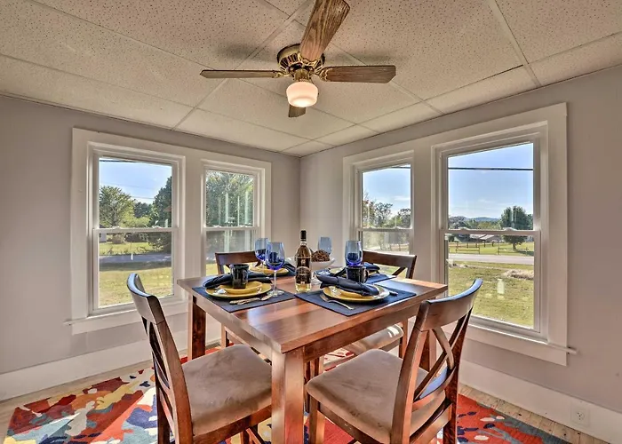 Blue Ridge Mtns Cottage With Porch, Fire Pit And Grill